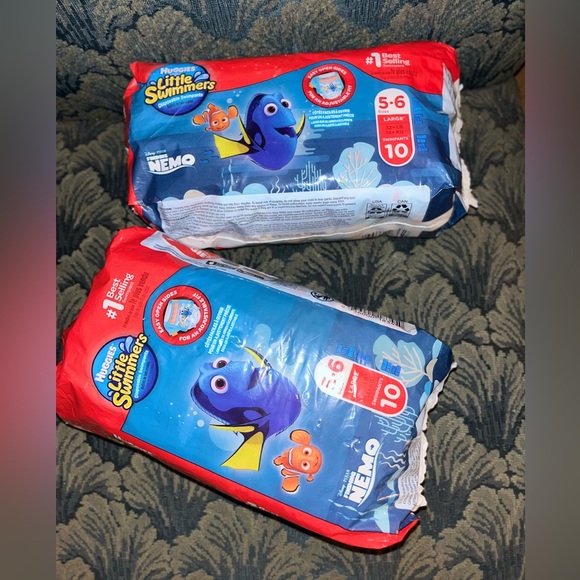 NWT 🐠LITTLE SWIMMERS🐠 - Picture 3 of 4